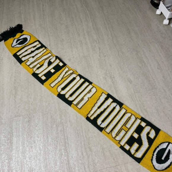 Green Bay Packers Scarf Go Pack Go Raise your voices - Picture 6 of 8